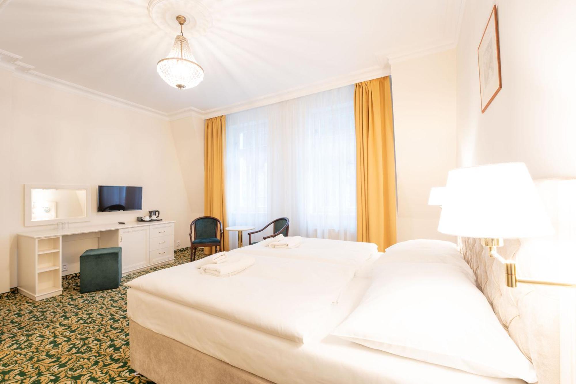 Ea Hotel Elefant Karlovy Vary Exterior foto