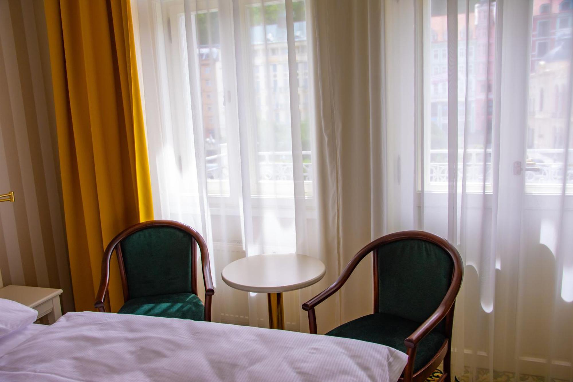 Ea Hotel Elefant Karlovy Vary Exterior foto